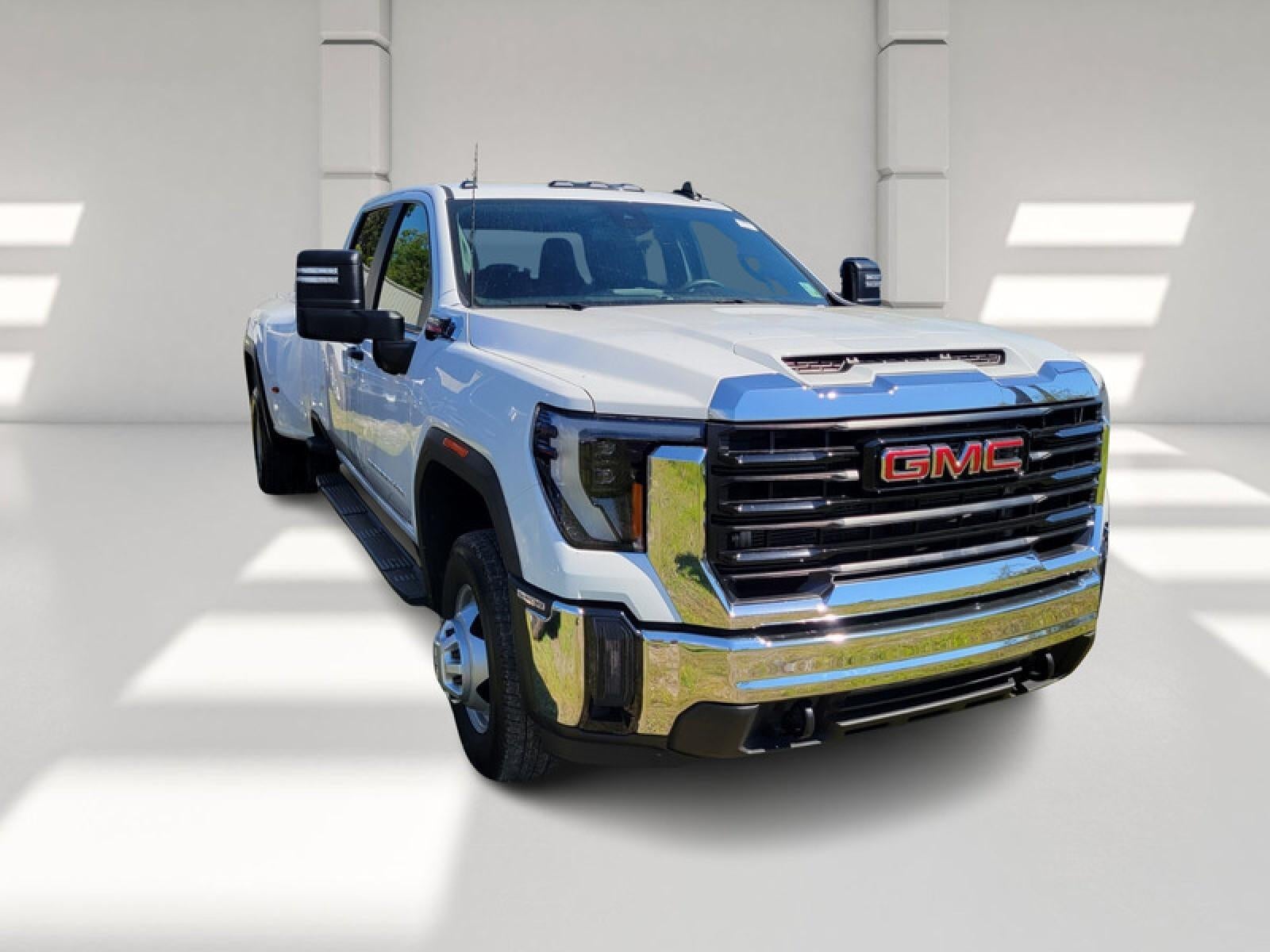 2025 GMC Sierra 3500 HD Pro DRW