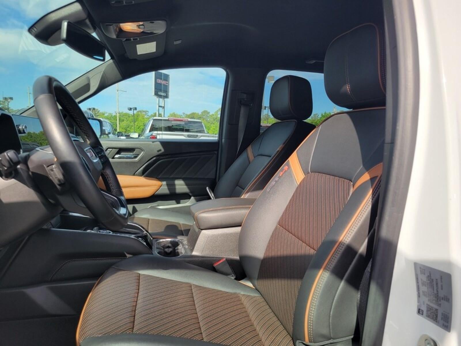 2023 GMC Canyon AT4