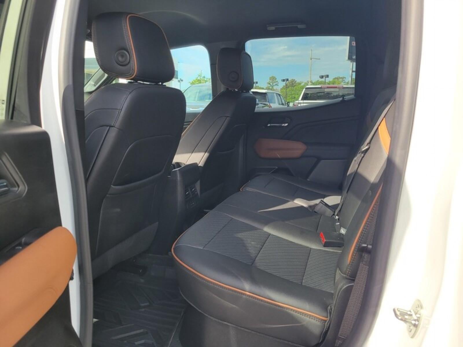 2023 GMC Canyon AT4
