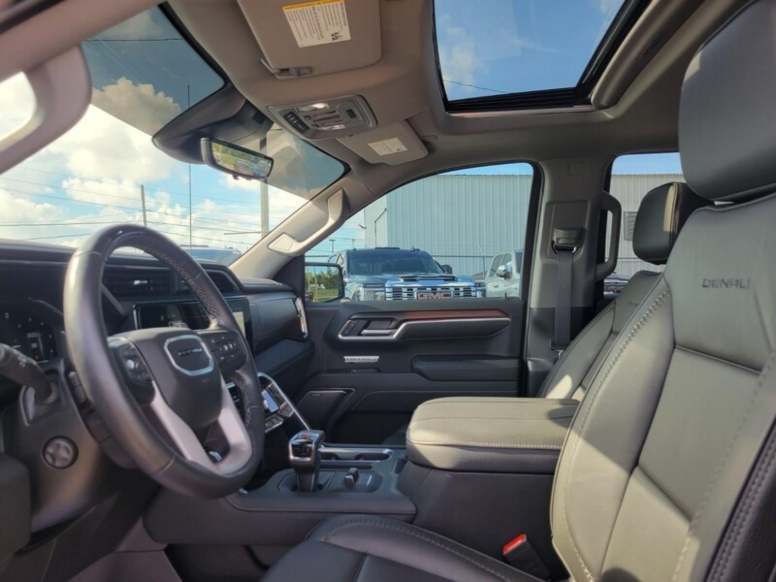 2025 GMC Sierra 1500 Denali