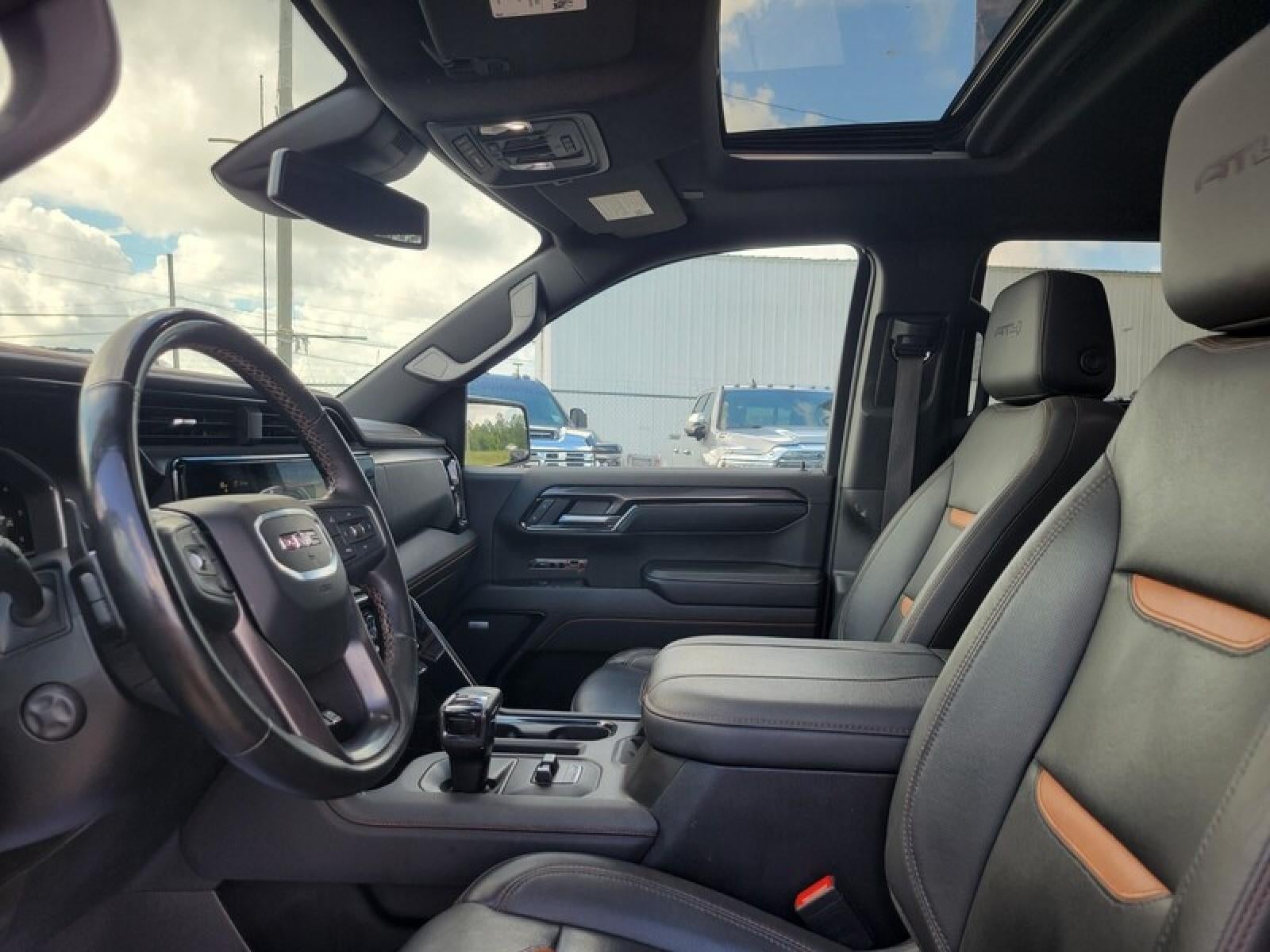 2023 GMC Sierra 1500 AT4