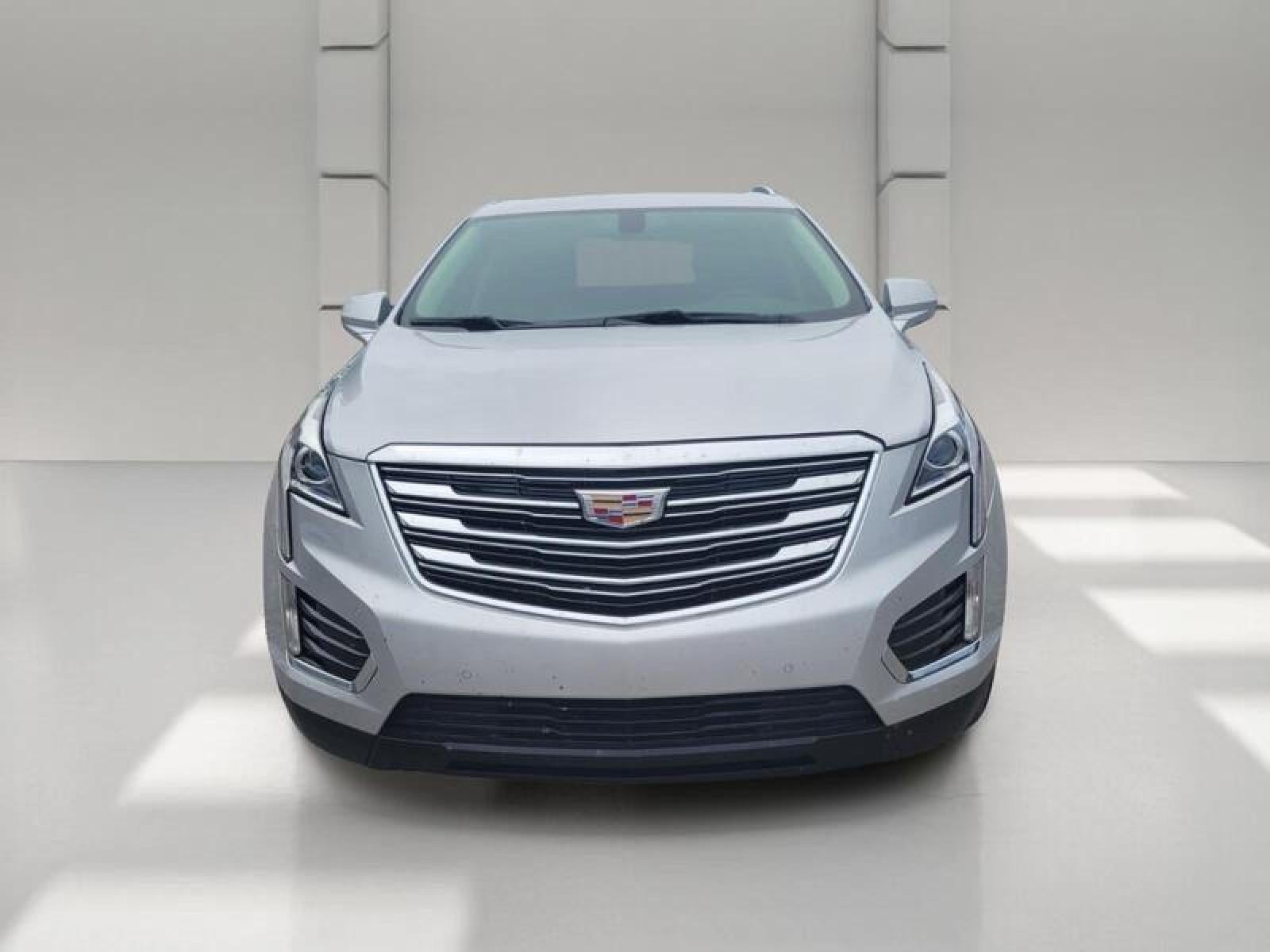 Used 2017 Cadillac XT5 Luxury with VIN 1GYKNBRS6HZ214258 for sale in Harvey, LA