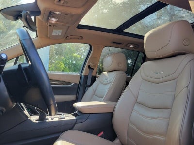 2020 Cadillac XT6 FWD Premium Luxury