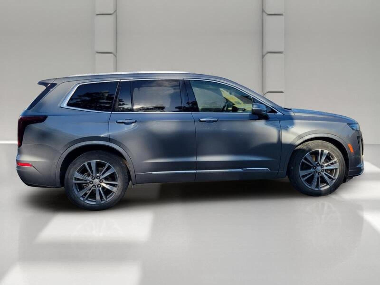 2020 Cadillac XT6 FWD Premium Luxury