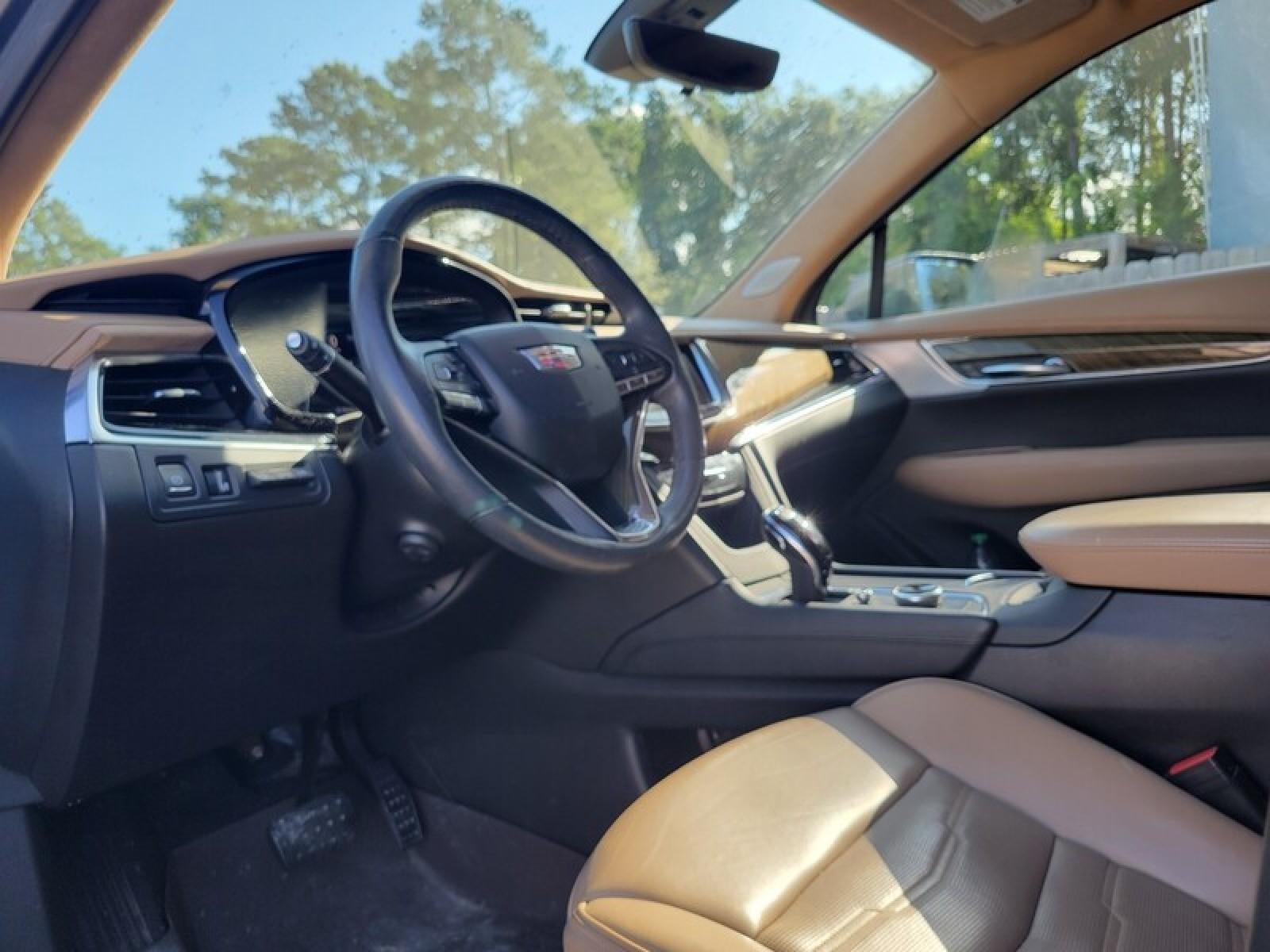 2020 Cadillac XT6 FWD Premium Luxury