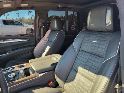 2025 Cadillac Escalade Sport Platinum