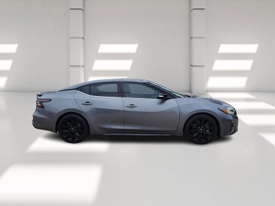 2023 Nissan Maxima SR