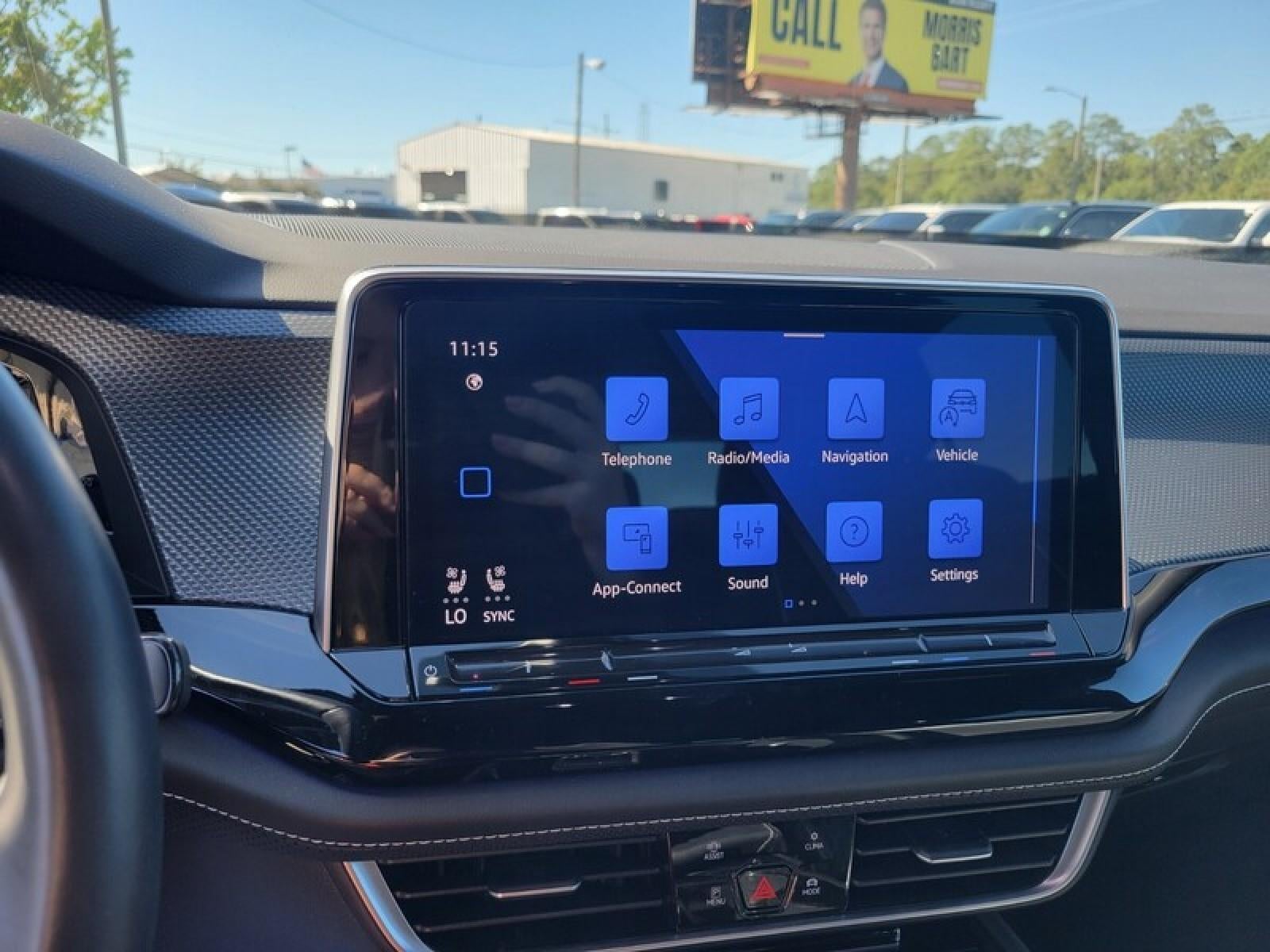 2024 Volkswagen Atlas Cross Sport 2.0T SEL Premium R-Line