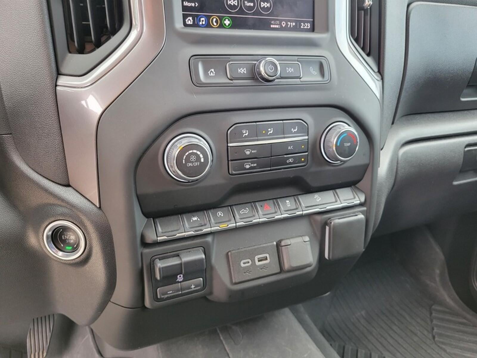 2023 Chevrolet Silverado 1500 Custom Trail Boss