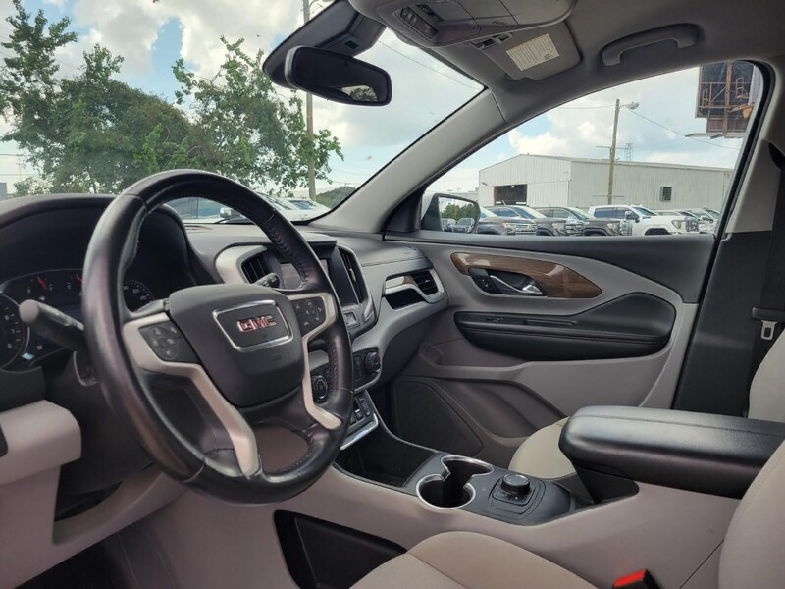 2021 GMC Terrain SLE