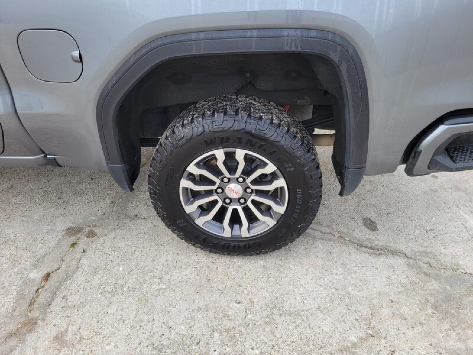 2021 GMC Sierra 1500 AT4