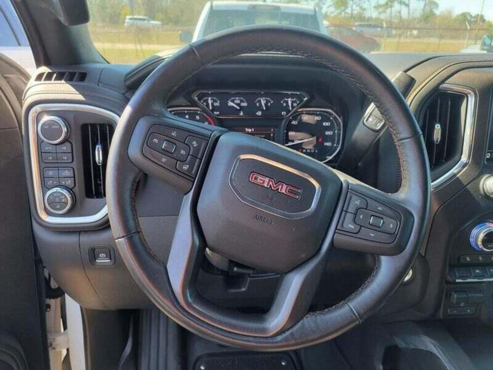 2022 GMC Sierra 1500 Limited AT4