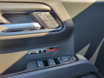 2025 GMC Sierra 1500 AT4