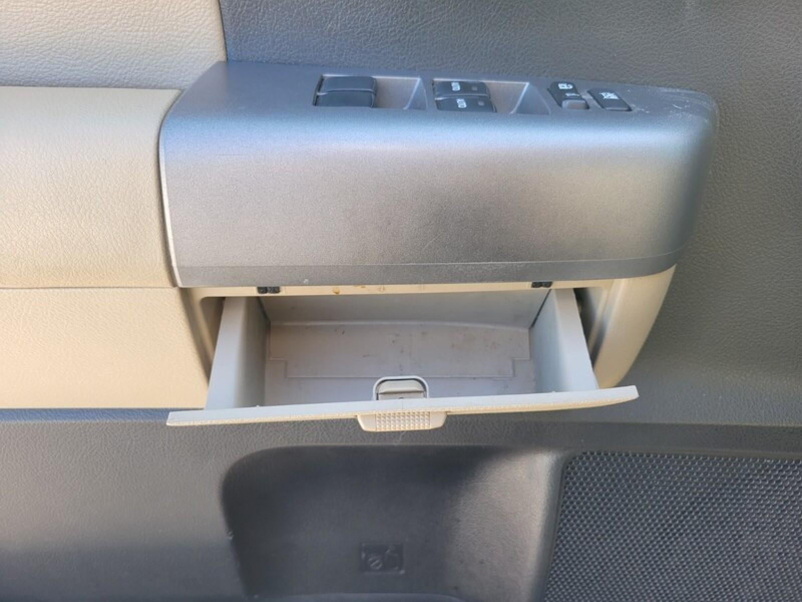 2017 Toyota Sequoia SR5