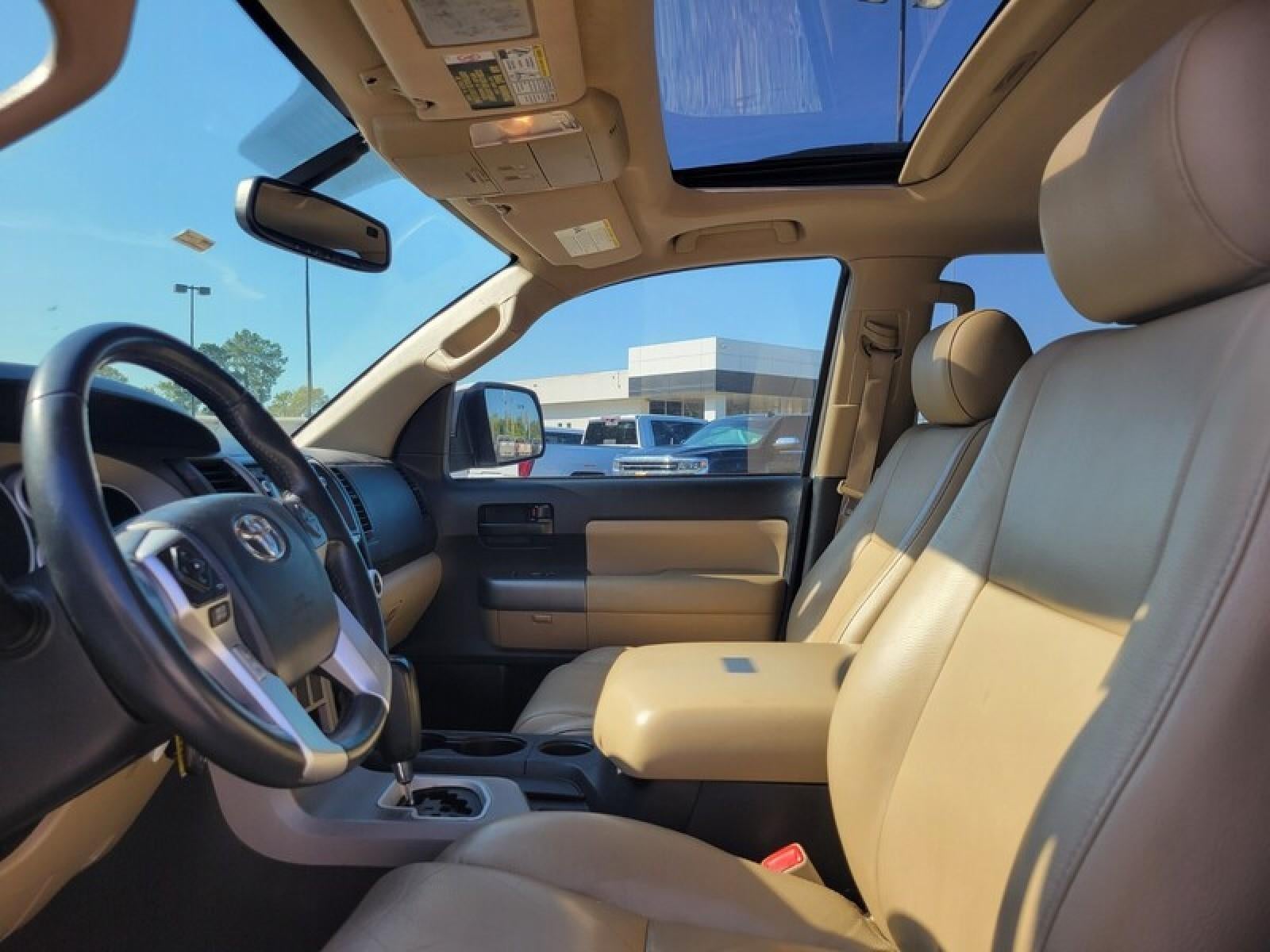 2017 Toyota Sequoia SR5