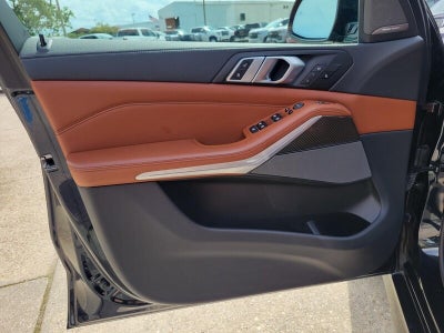 2022 BMW X5 M50i