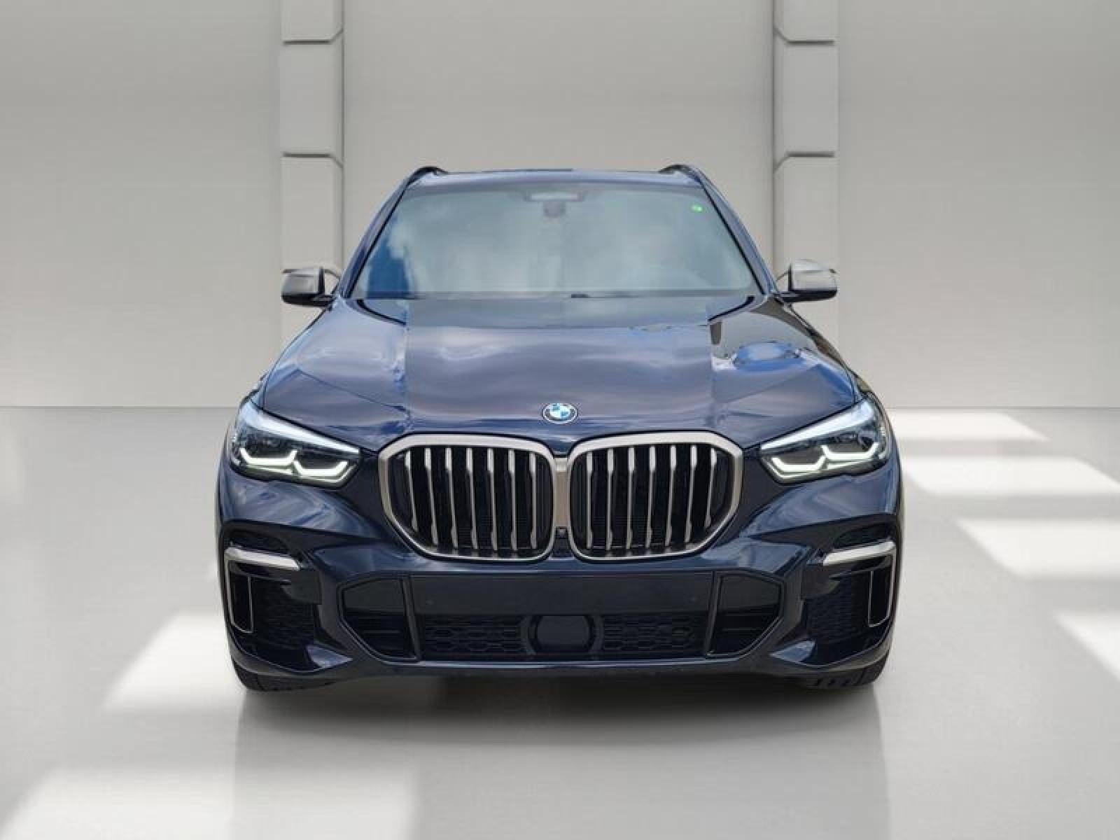 2022 BMW X5 M50i