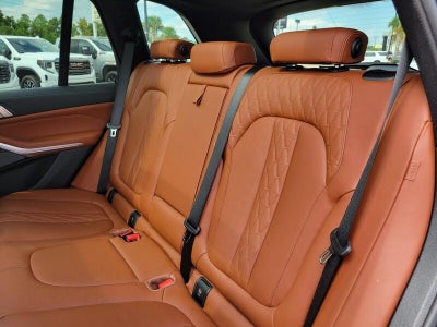 2022 BMW X5 M50i