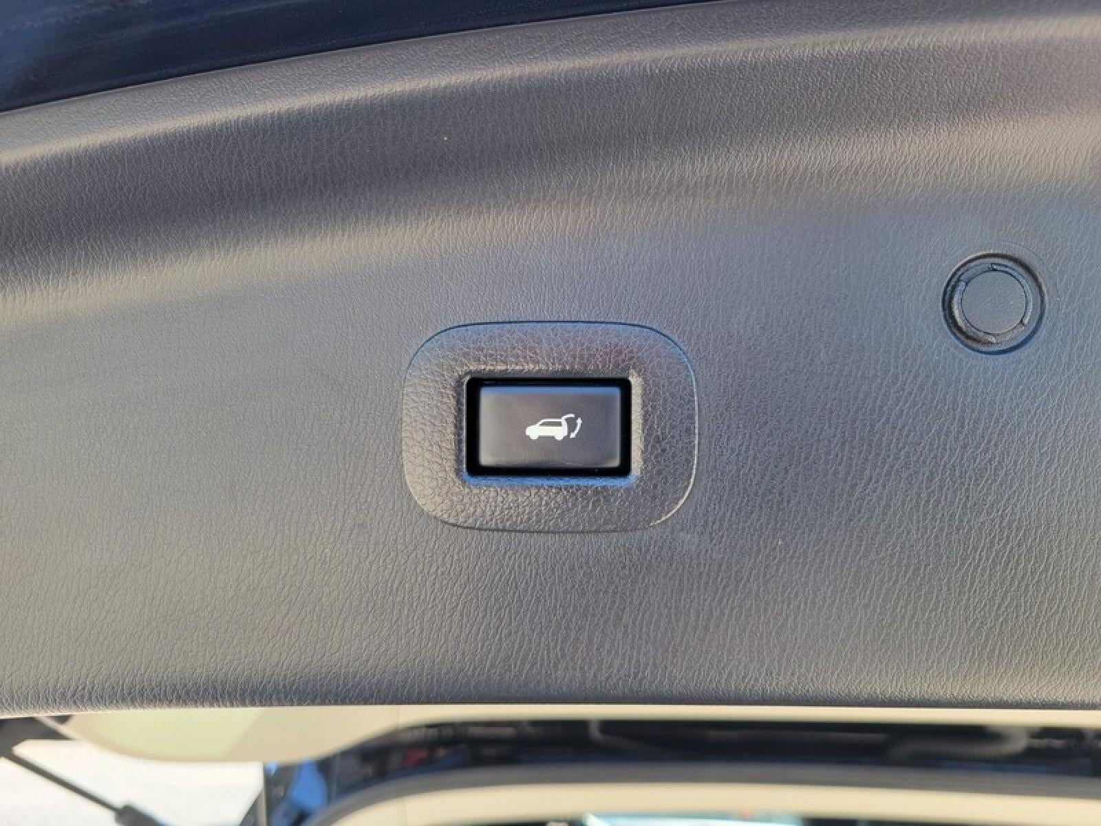 2020 Nissan Armada SL