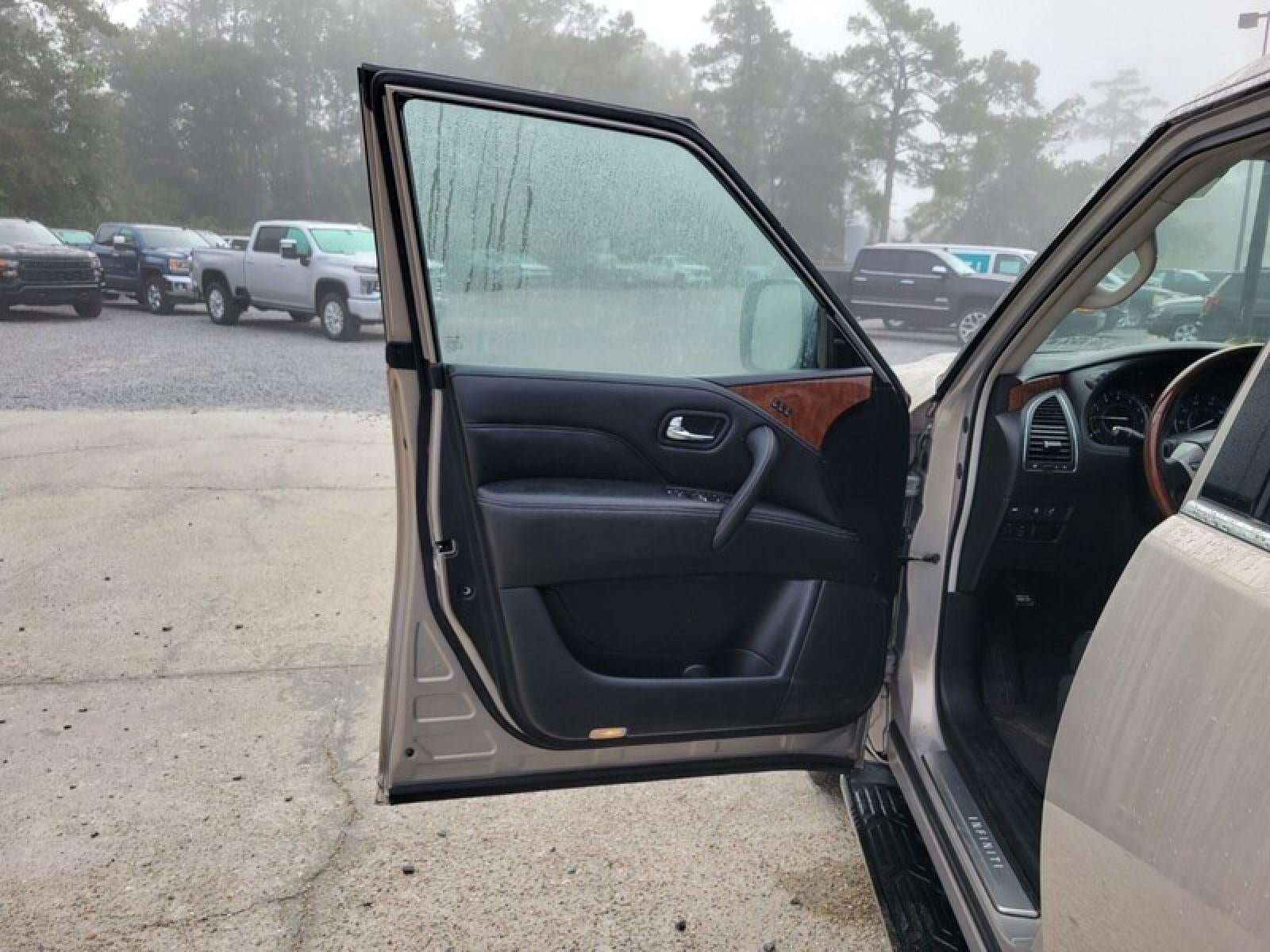 2019 INFINITI QX80 LUXE