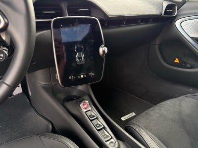 2023 McLaren Artura Base