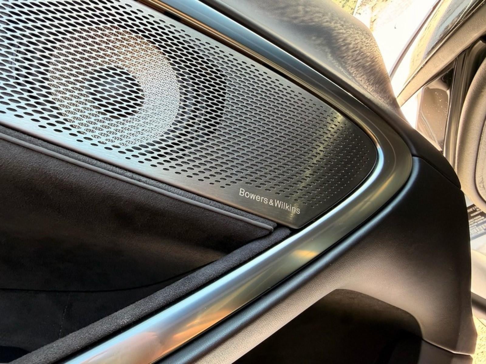 2023 McLaren Artura Base
