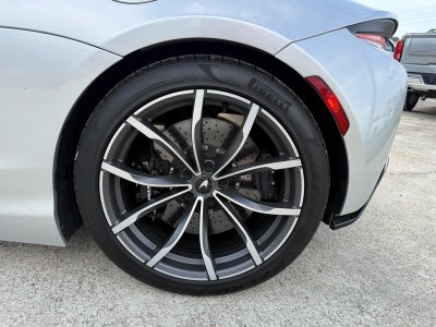 2023 McLaren Artura Base