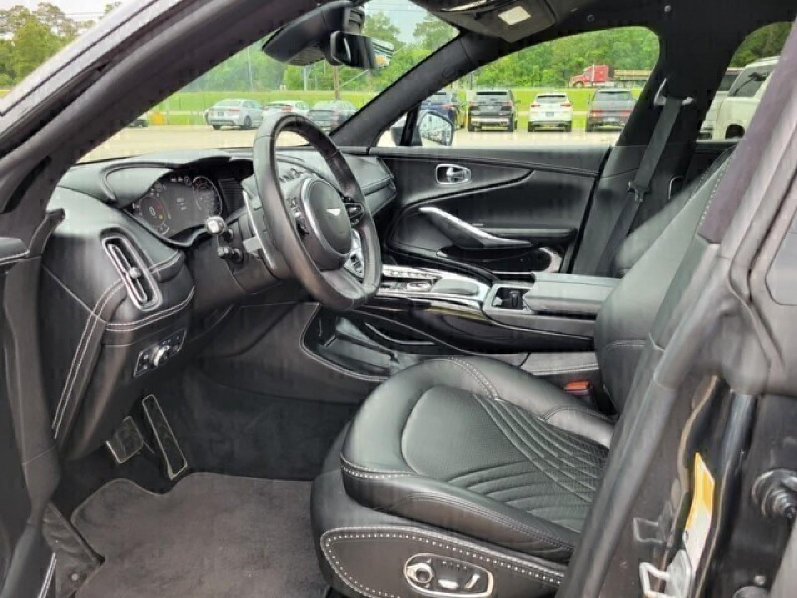 2021 Aston Martin DBX Base