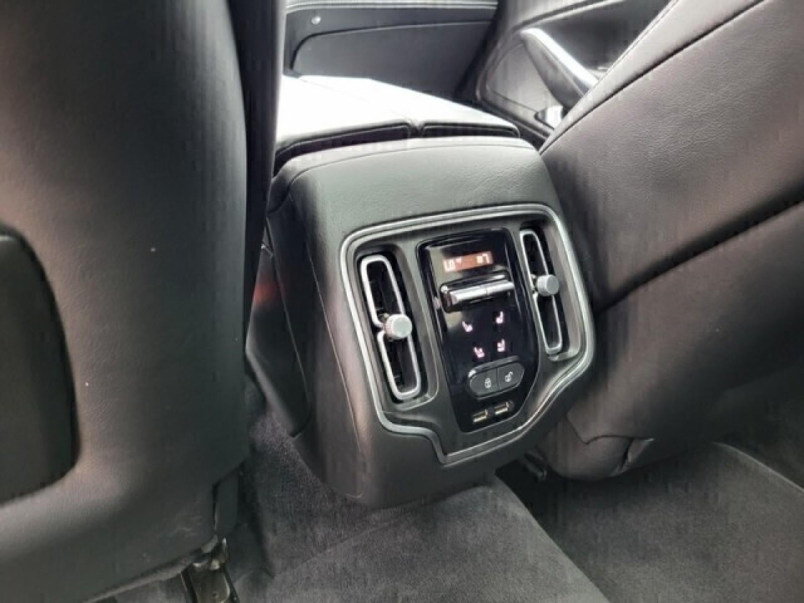 2021 Aston Martin DBX Base