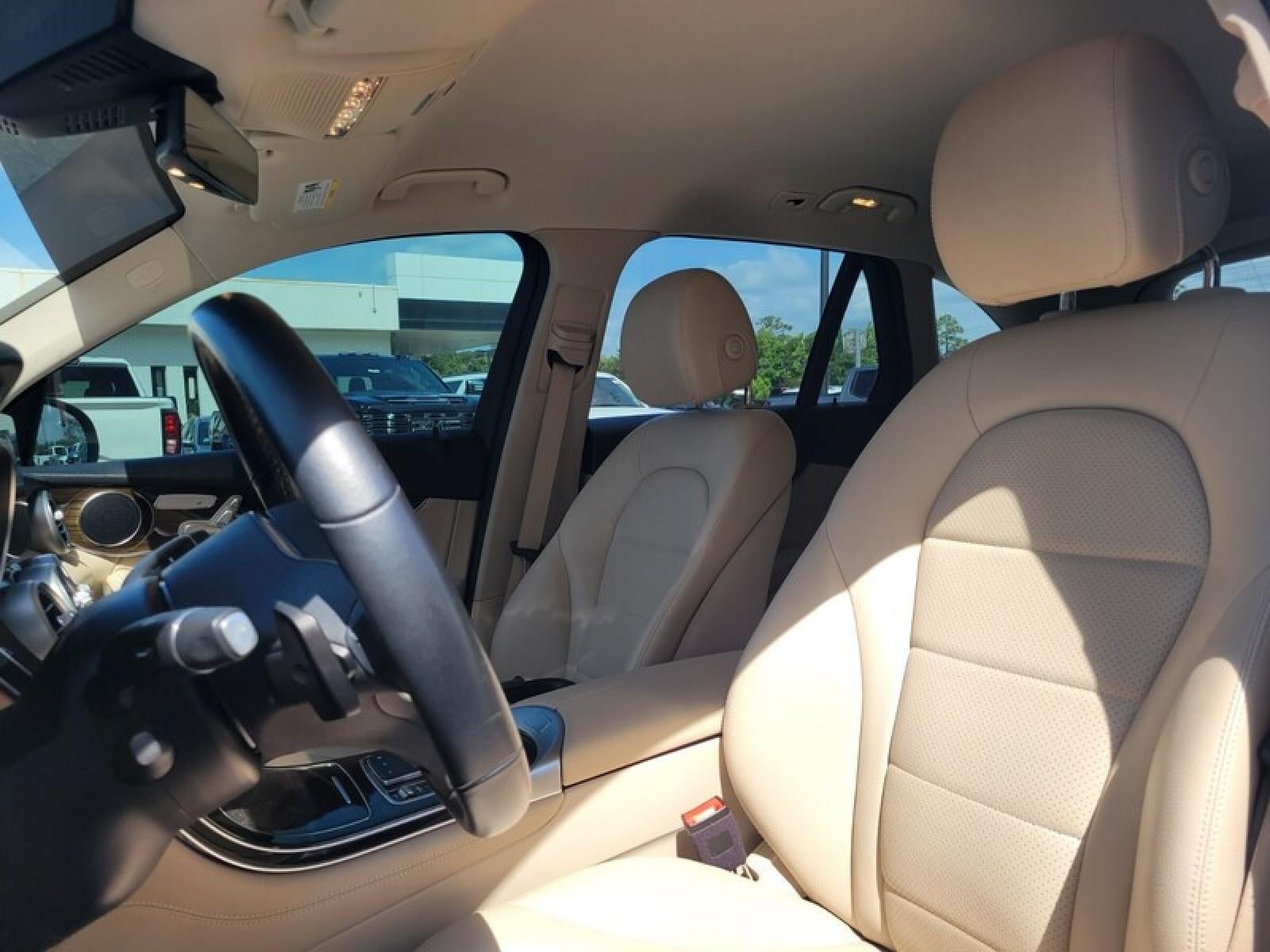 2021 Mercedes-Benz GLC GLC 300