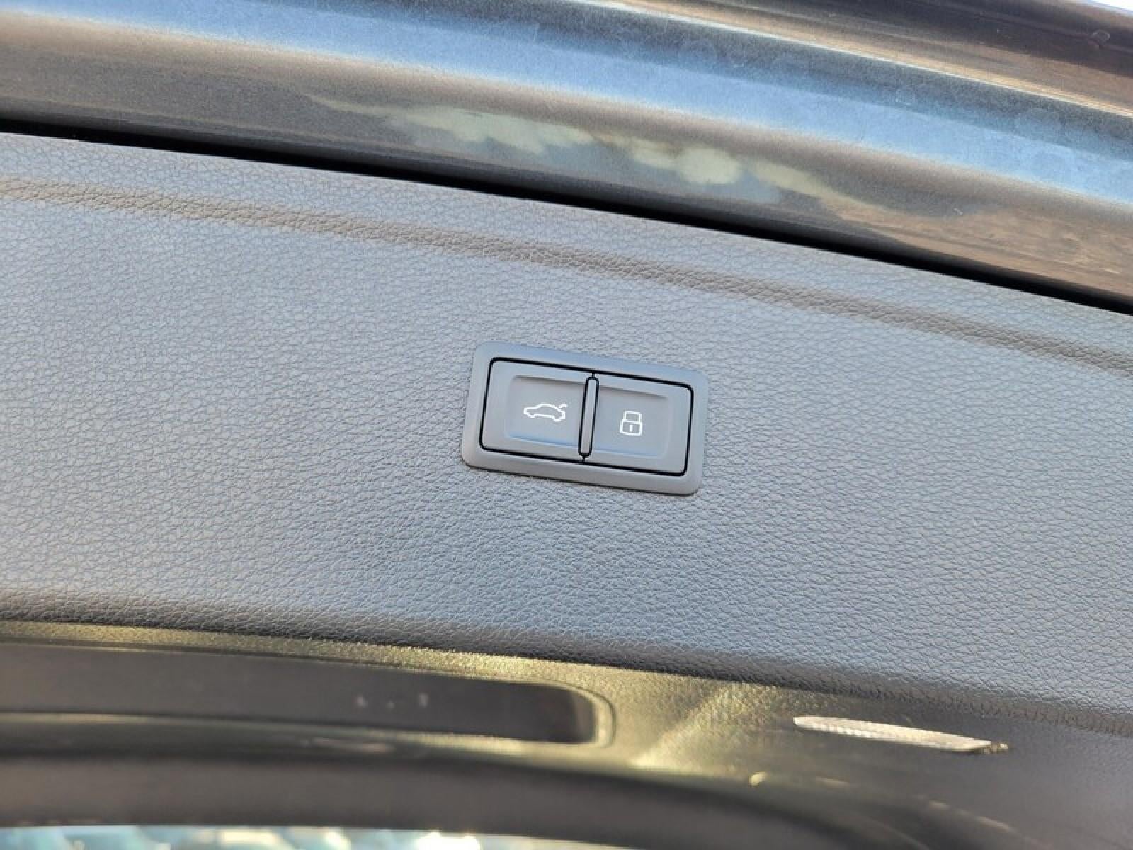 2021 Audi SQ5 Premium Plus