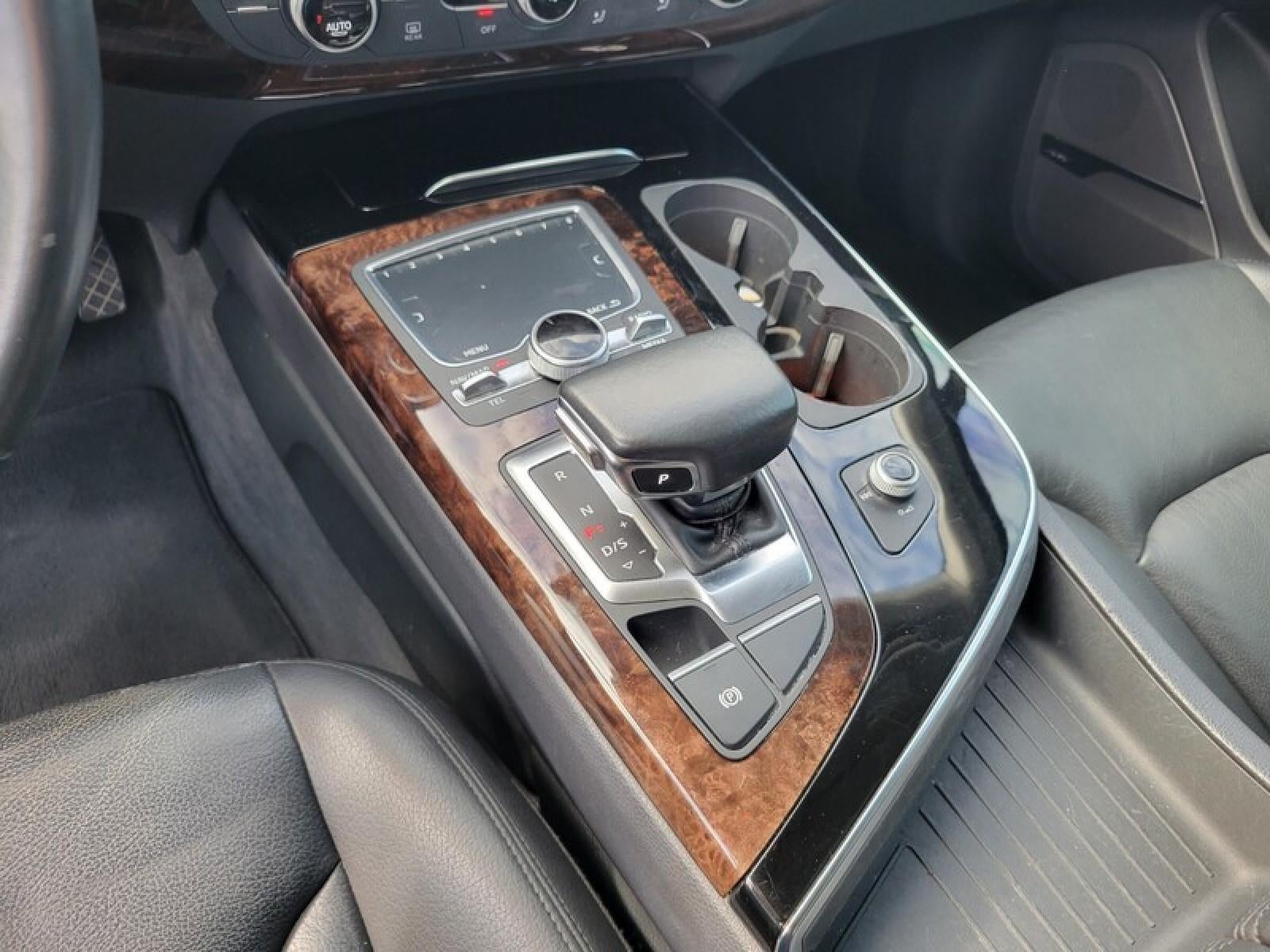 2018 Audi Q7 Premium Plus
