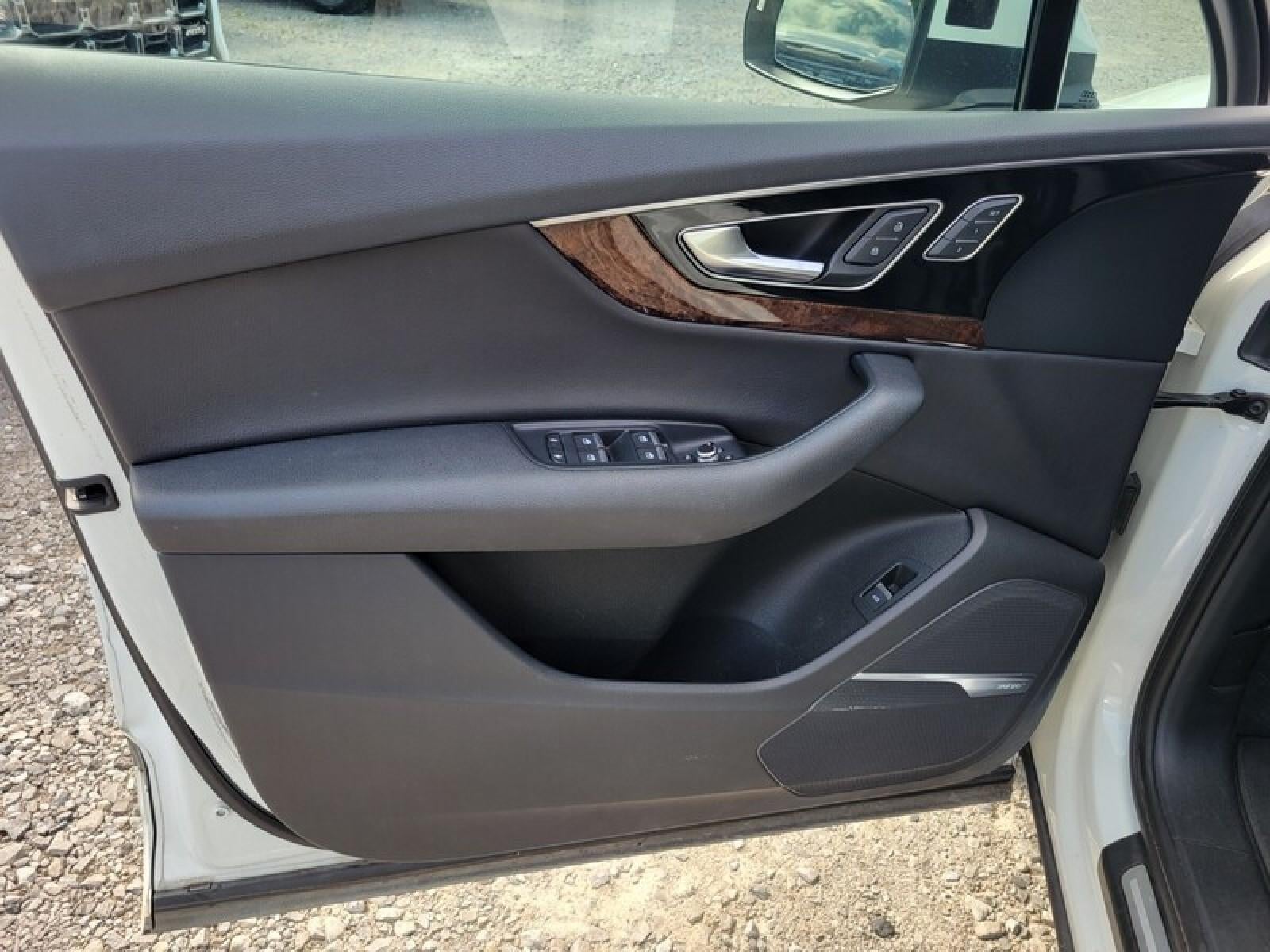 2018 Audi Q7 Premium Plus