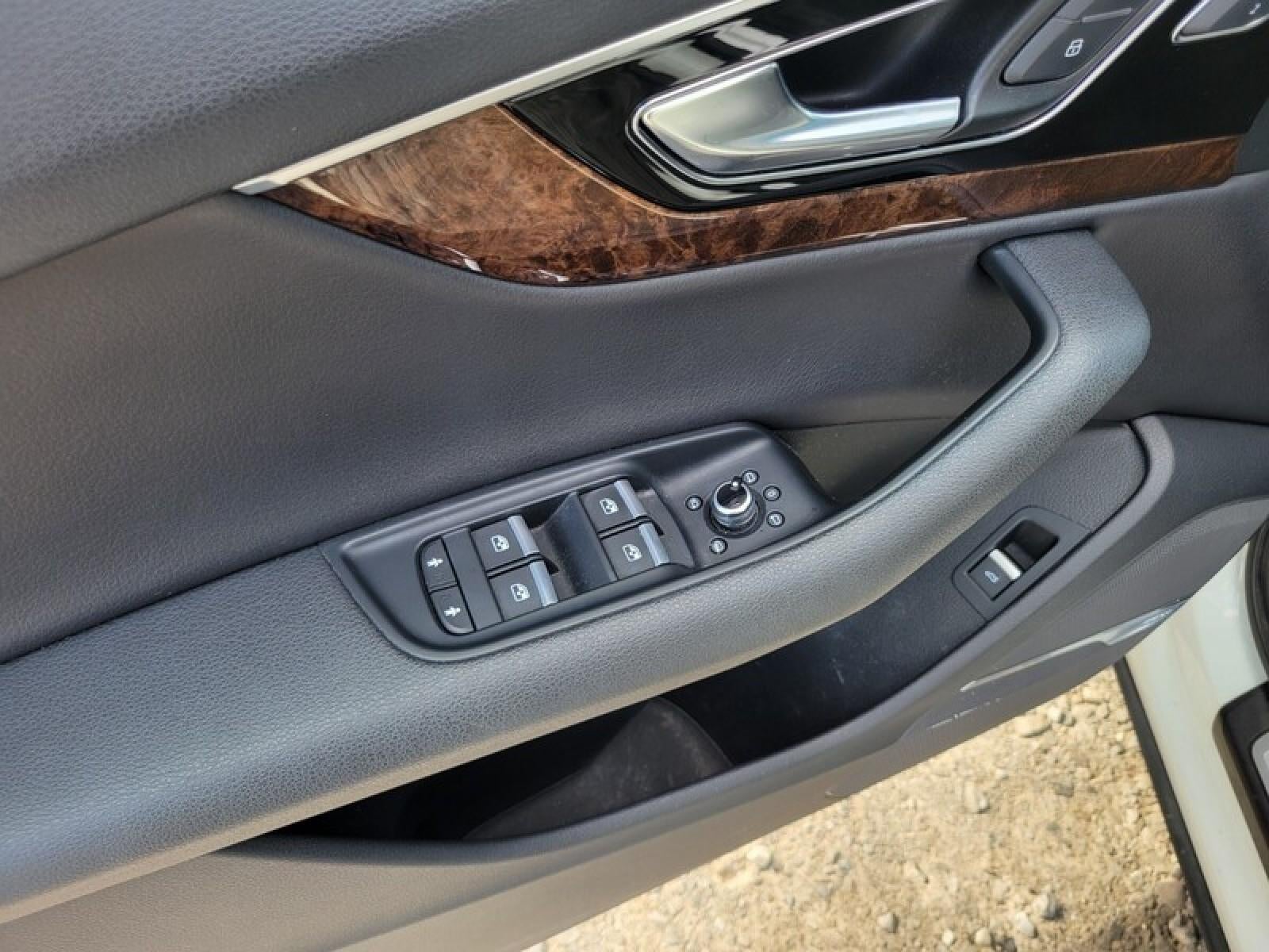 2018 Audi Q7 Premium Plus