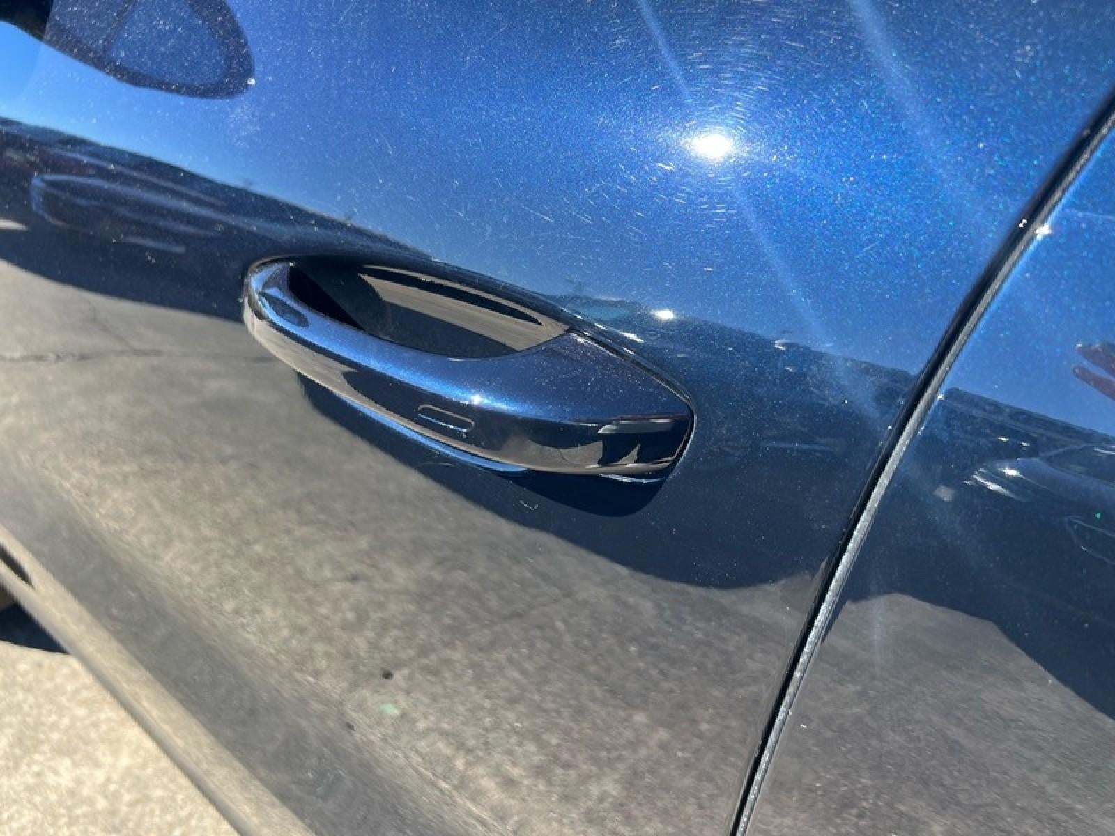 2023 Porsche Cayenne Base