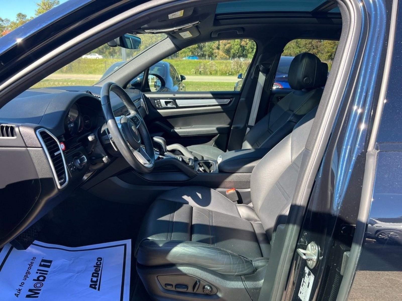 2023 Porsche Cayenne Base