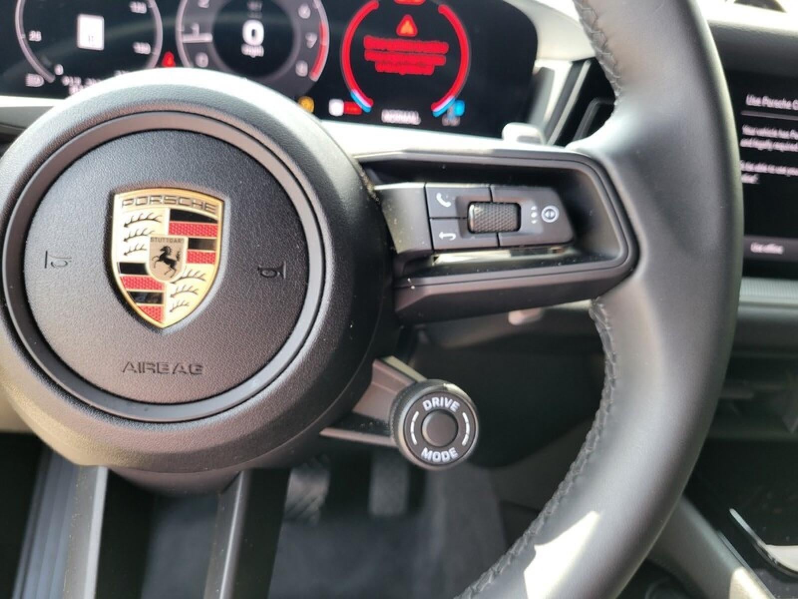 2025 Porsche Cayenne Base