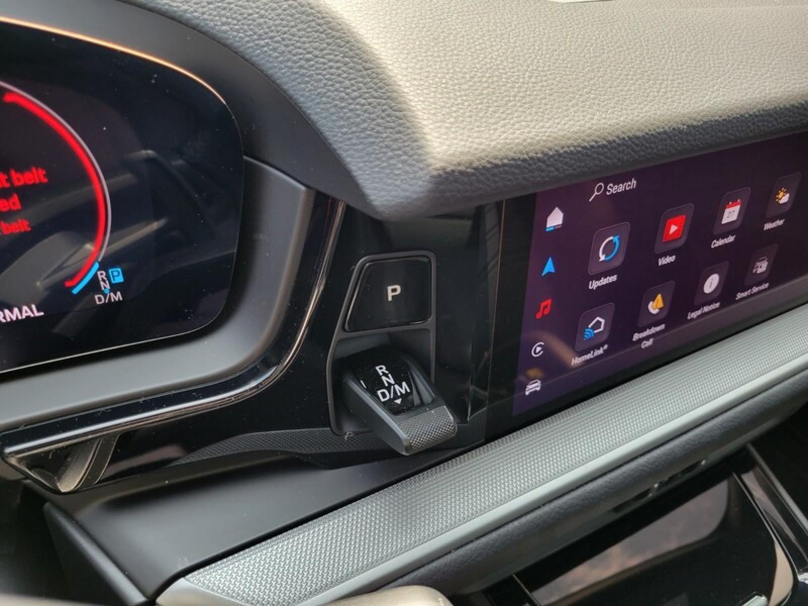 2025 Porsche Cayenne Base