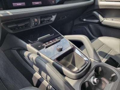 2025 Porsche Cayenne Base