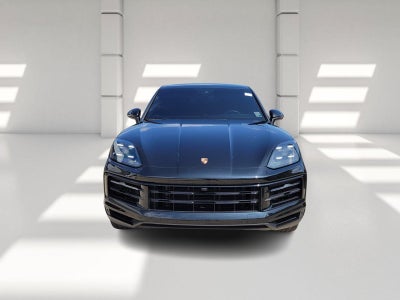 2025 Porsche Cayenne Base