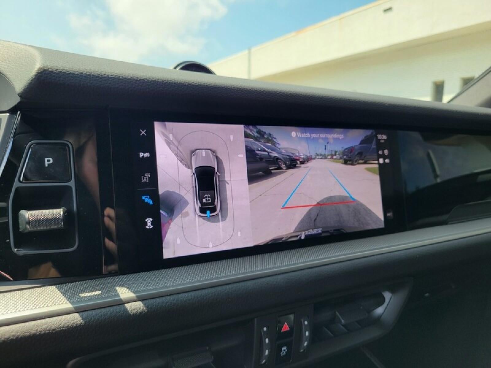 2025 Porsche Cayenne Base