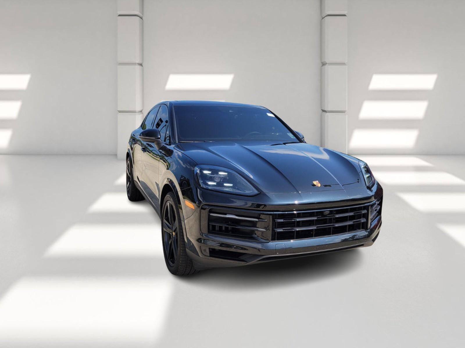 2025 Porsche Cayenne Base