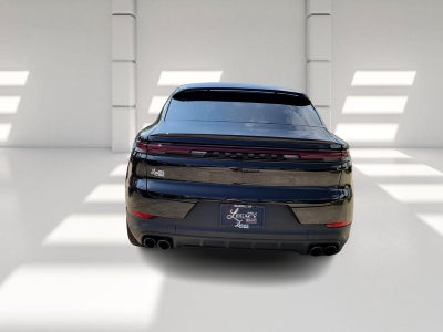 2025 Porsche Cayenne Base